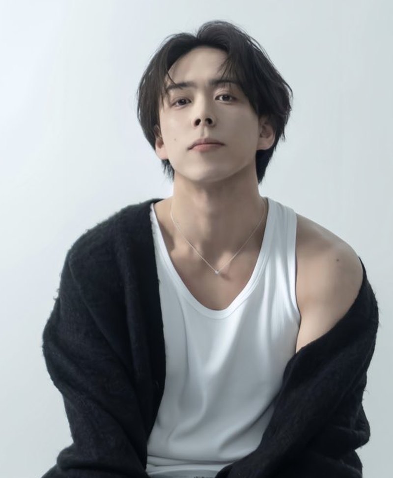 青山翔輝 Off shot
