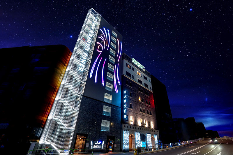 RAMSES TOWER 客室2