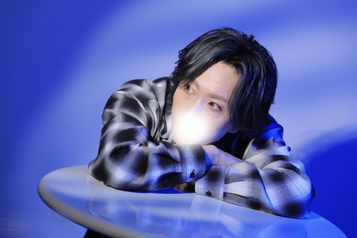 EIJI(ｴｲｼﾞ) 「クラゲ見てると、人生もゆるくていい気がしてくる」