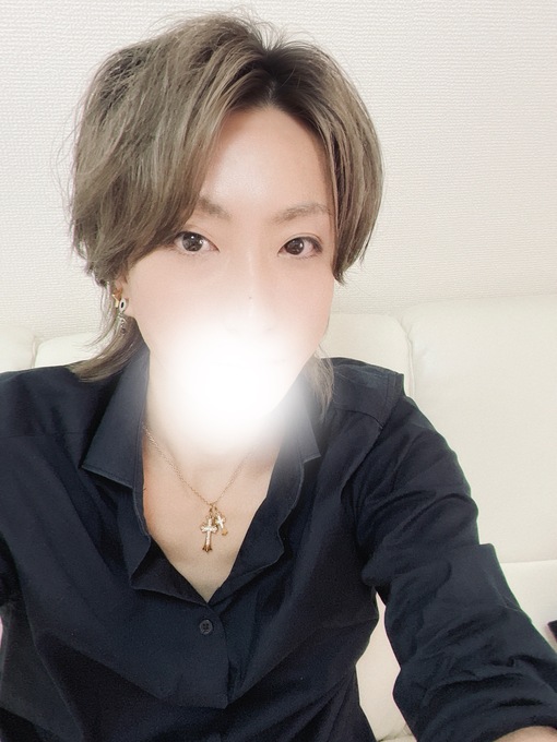 EIJI(ｴｲｼﾞ) ちょっと今、緊急で日記書いてます（言いたいだけ）