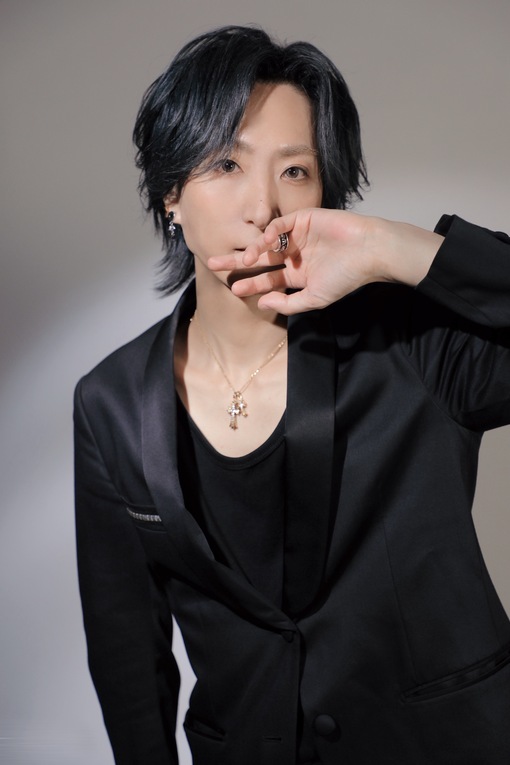 EIJI(ｴｲｼﾞ) デビュー日✨