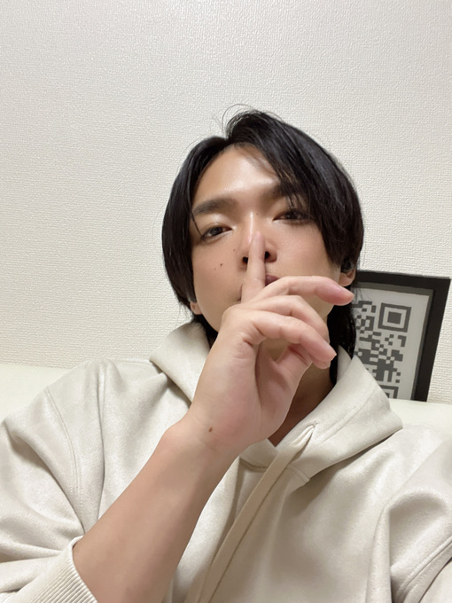 IORI(ｲｵﾘ) 今日のテーマは髪型✂️