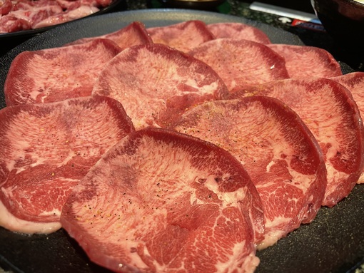 HARU(ﾊﾙ) 肉肉肉肉肉🍖！！