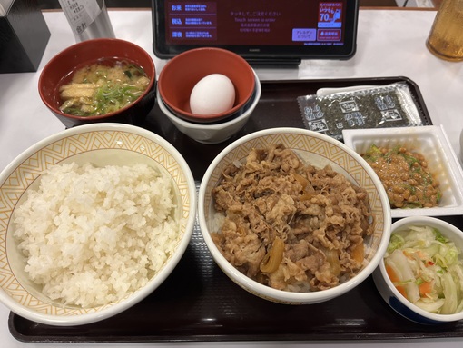 IORI(ｲｵﾘ) 写真は今日の朝ごはん
