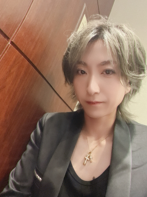 EIJI(ｴｲｼﾞ) 「コーヒー一杯で人生は変わらない。でも気分くらいは変わる。」