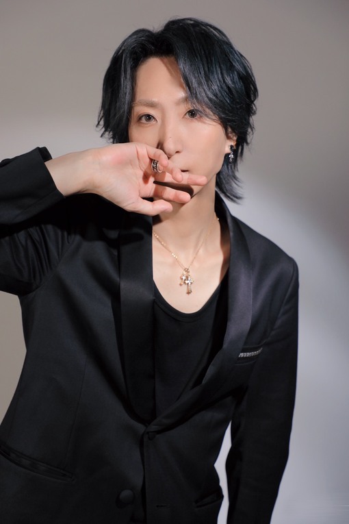 EIJI(ｴｲｼﾞ)
