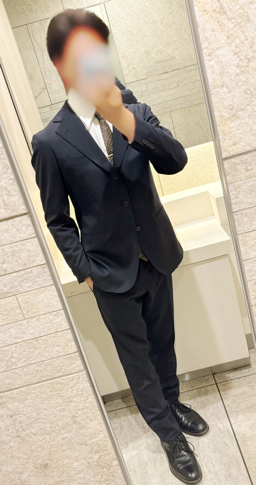 CHIAKI(ﾁｱｷ) スーツ姿🫶
