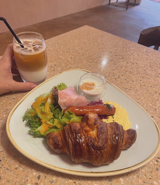 UMI(ウミ) おはよ