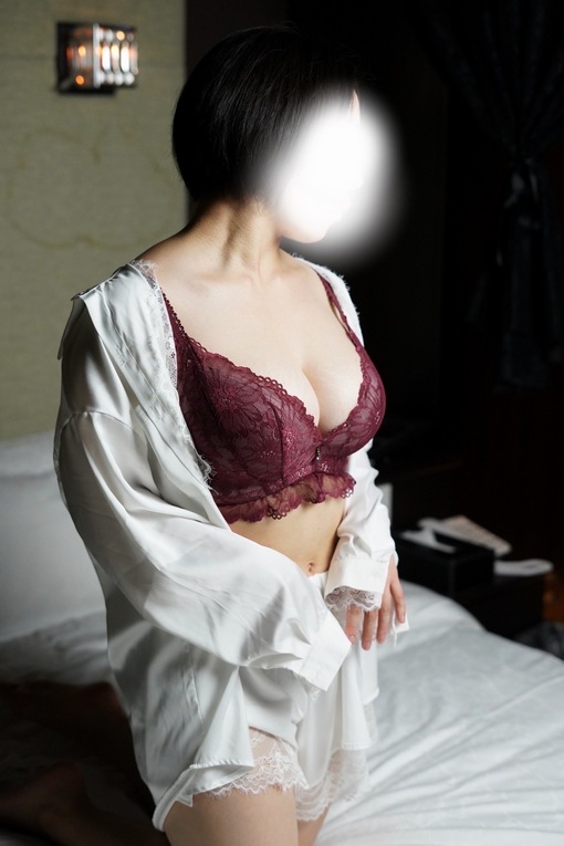 YURIA（ﾕﾘｱ） 雄っぱいじゃなくておっぱい