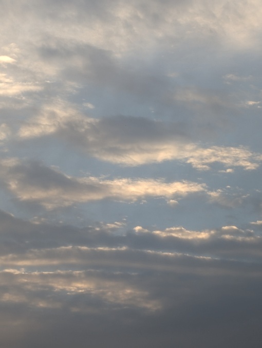 MABU 隙間からの青空