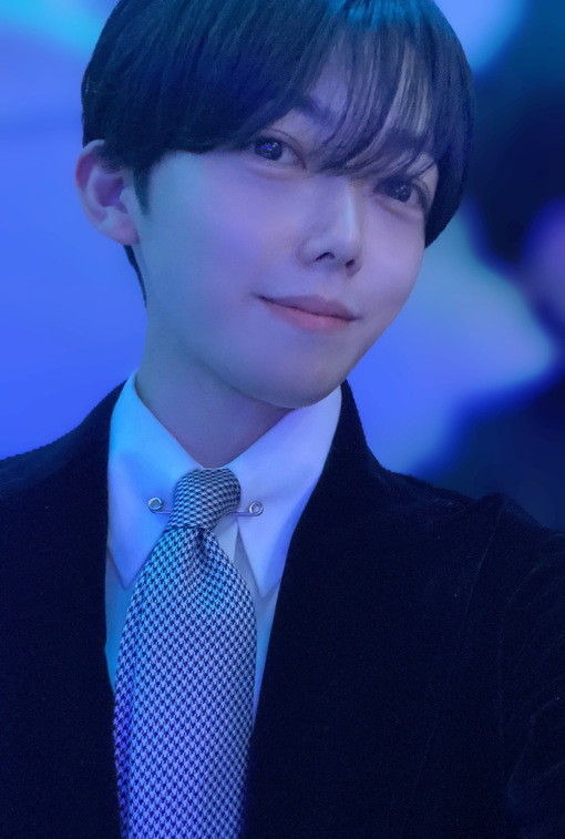 RITSU(ﾘﾂ) BARイベではスーツ着ておる