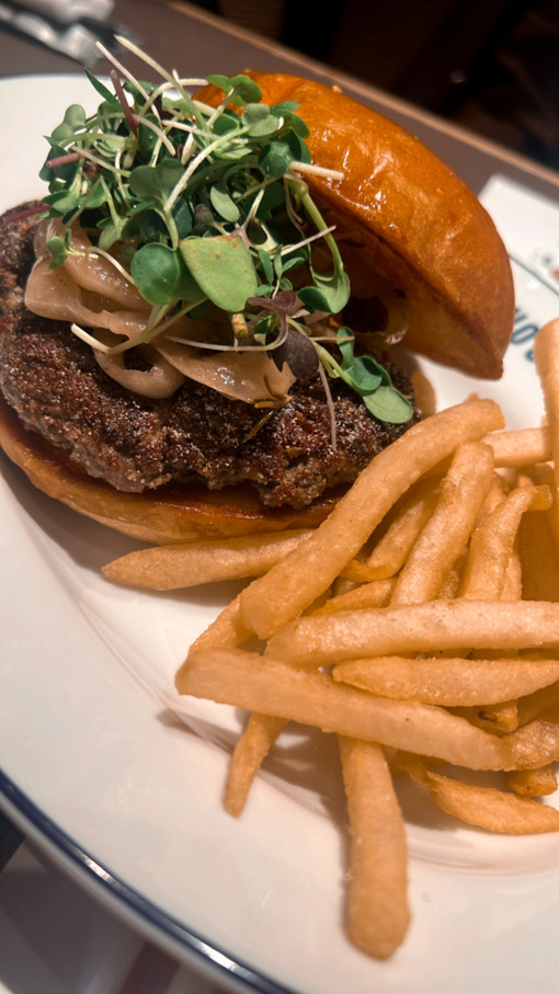 HULK(ﾊﾙｸ) 1番好きな食べ物🧞‍♂️