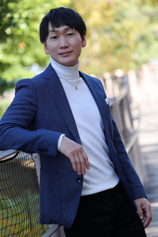 AINOSUKE(ｱｲﾉｽｹ) 静かな包容力