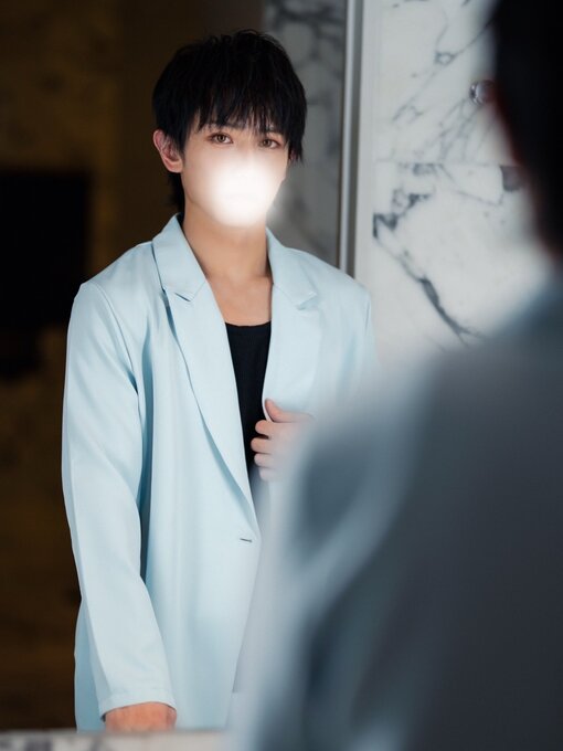 IORI（ｲｵﾘ） 水色スーツ