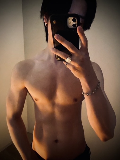 JIN(ｼﾞﾝ) 本日21時〜ソロキャスします✨