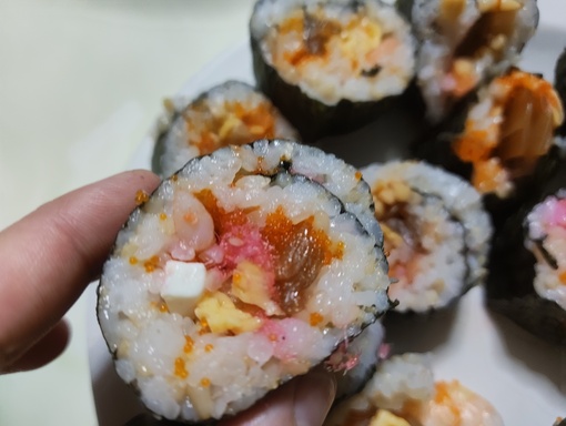 SUI(ｽｲ) 何度もたべたい🌀