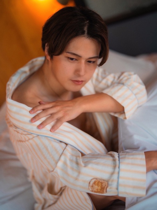 AYASE(ｱﾔｾ) 寝起きの