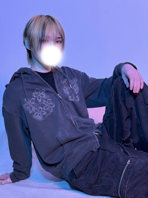 ZEN(ｾﾞﾝ) 新人のゼンです！これからよろしくお願いします🙇🏻‍♂️