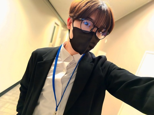 TAKUMI(ﾀｸﾐ) しごでき