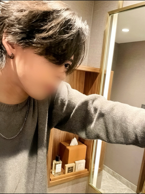 RYOGA(ﾘｮｳｶﾞ) 壁ドン