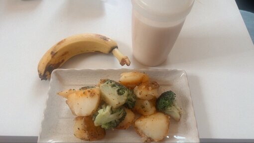 HULK(ﾊﾙｸ) 最近の朝ごはん🧞‍♂️