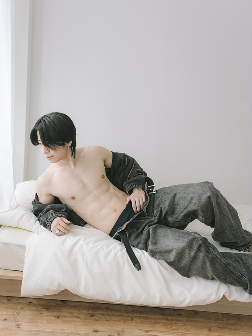 JIN(ｼﾞﾝ) 四つん這いにさせて