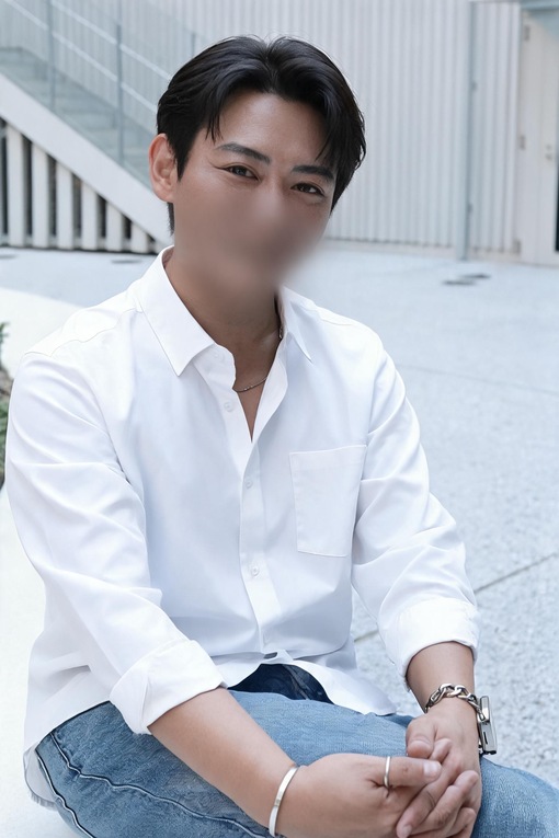 TAKUTO TAKUTOです。