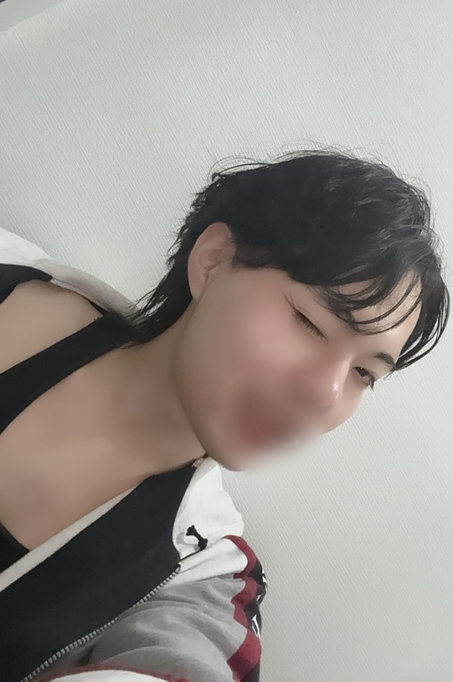 OMI(ｵﾐ) 髪伸ばしたいなぁ…🤔