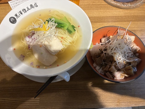OMI(ｵﾐ) 久しぶりのラーメン🤤