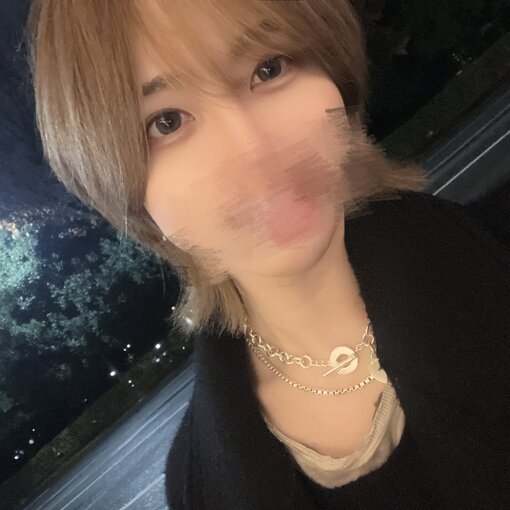 YUMITO(ﾕﾐﾄ) 個人的には髪色明るくするなら白金ぐらいまで行きたいけど、ちょっと色は入ってた方が似合うから悩み🫠