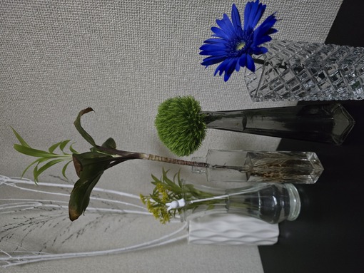 SHINYA(ｼﾝﾔ) 僕が花を買う理由🥀