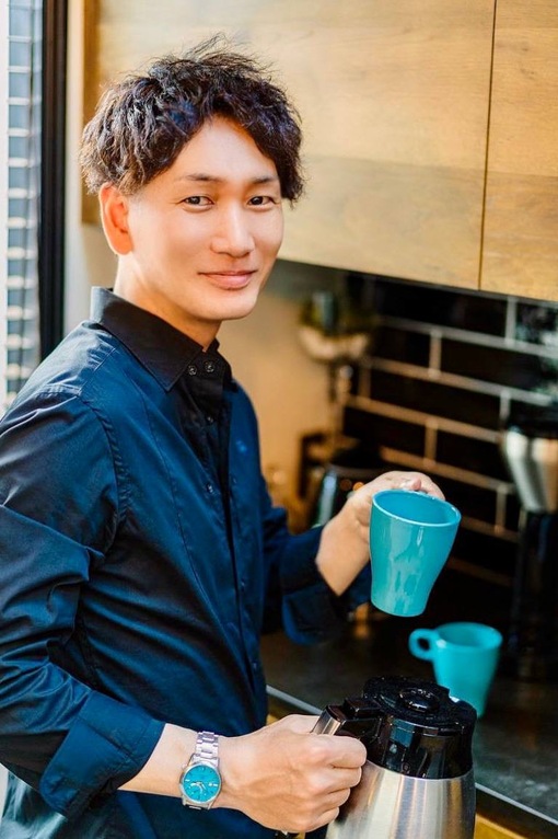 AINOSUKE(ｱｲﾉｽｹ) コーヒー飲む？☕️