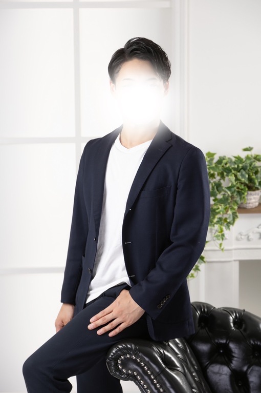 AKITO(アキト)
