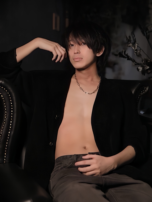 HIROMU(ﾋﾛﾑ)