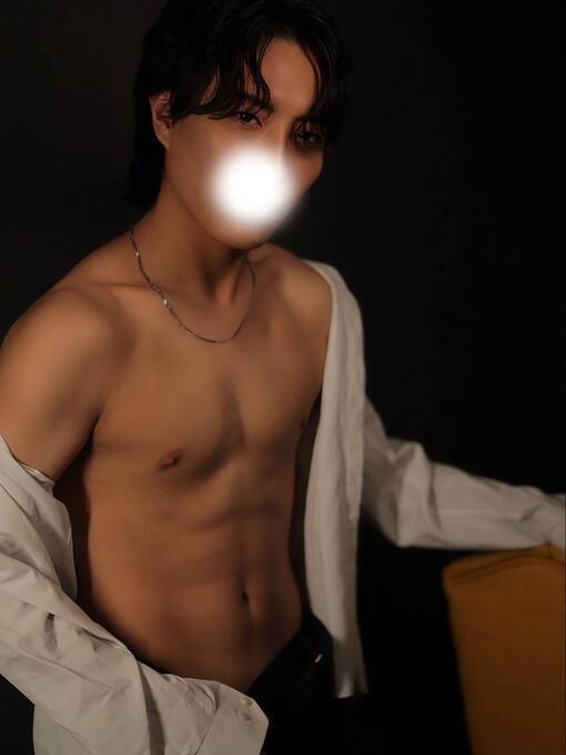 YURI(ユウリ)