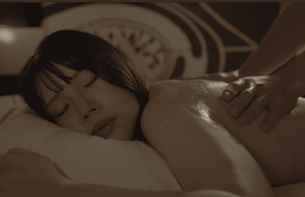 オイルマッサージ